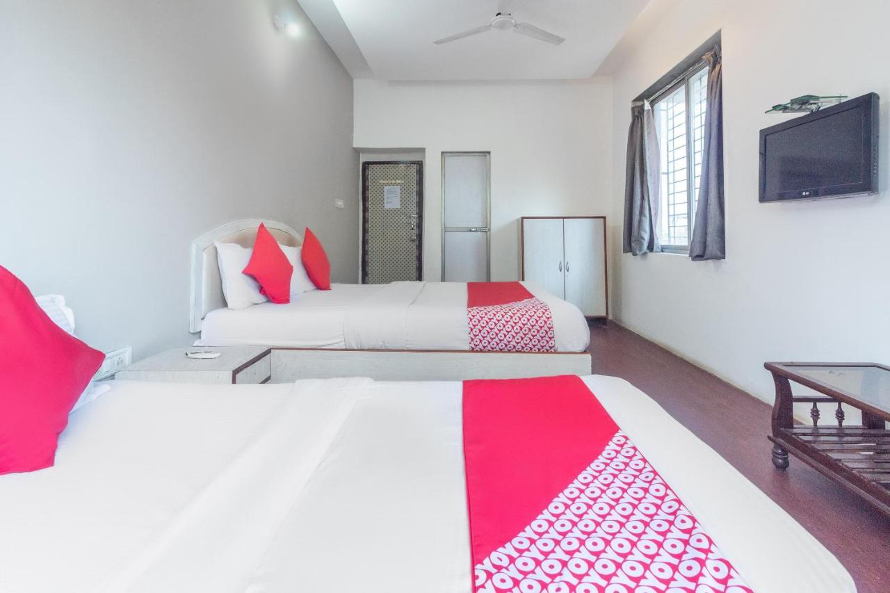 Oyo 71397 Hotel Guru Bombay Exterior foto